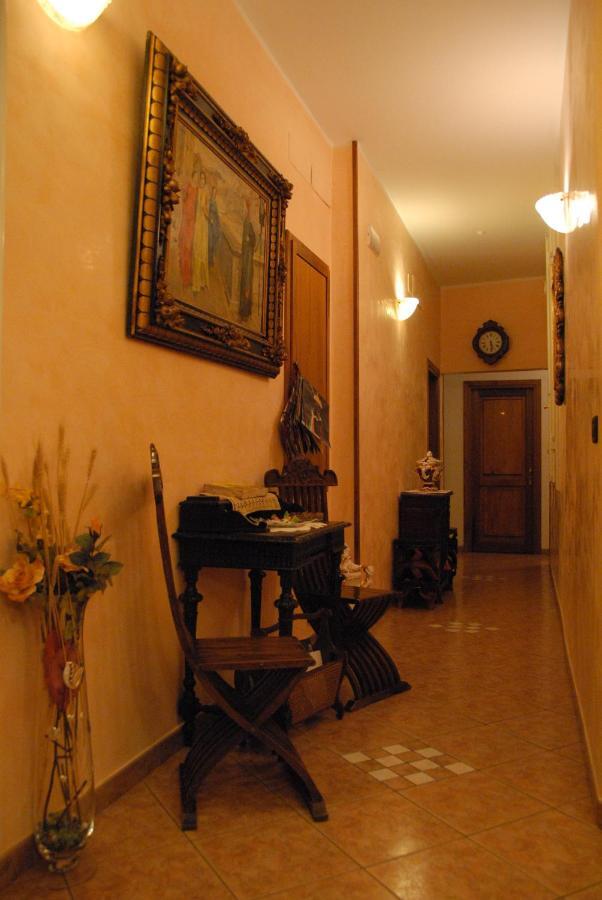 Hotel Margaret Florence Luaran gambar